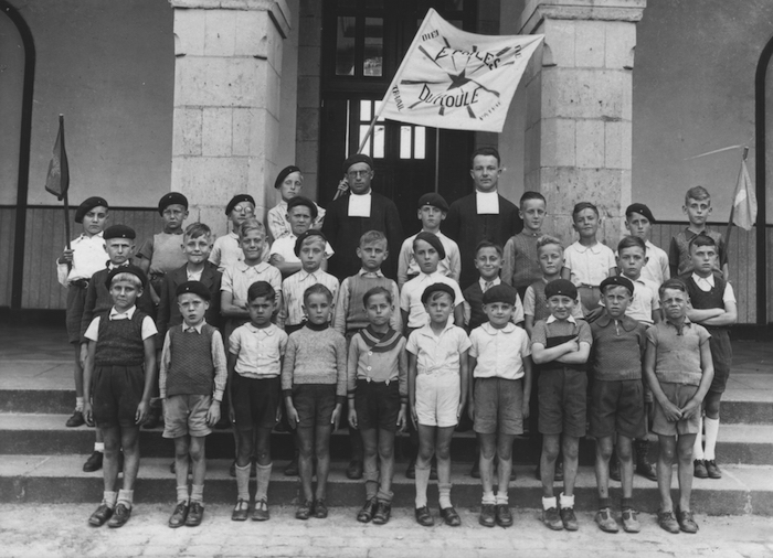 Vac ColonieStPhilippeDuRoule 1sur2